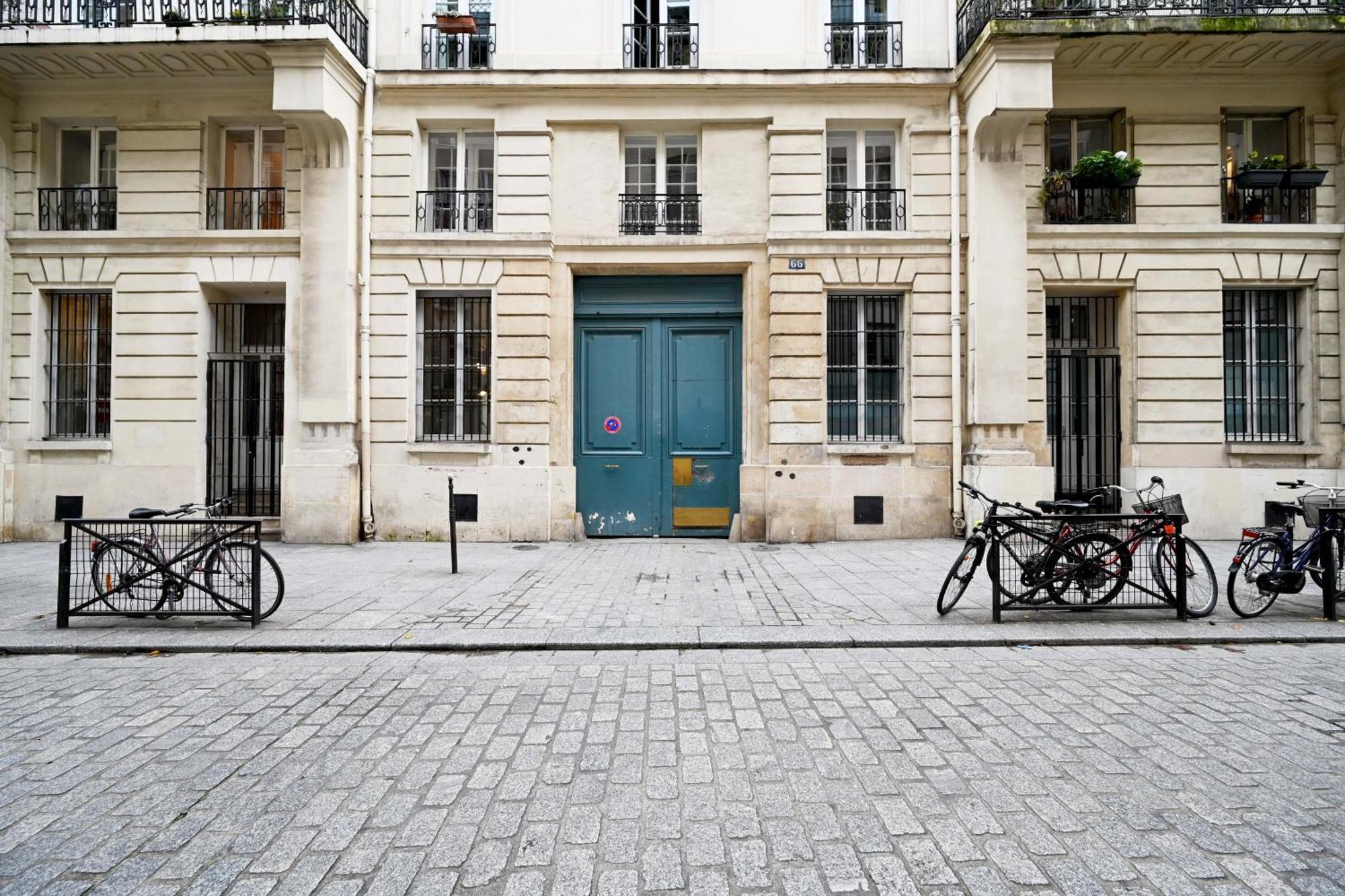 Apartment Spacieux Situe Au Coeur De